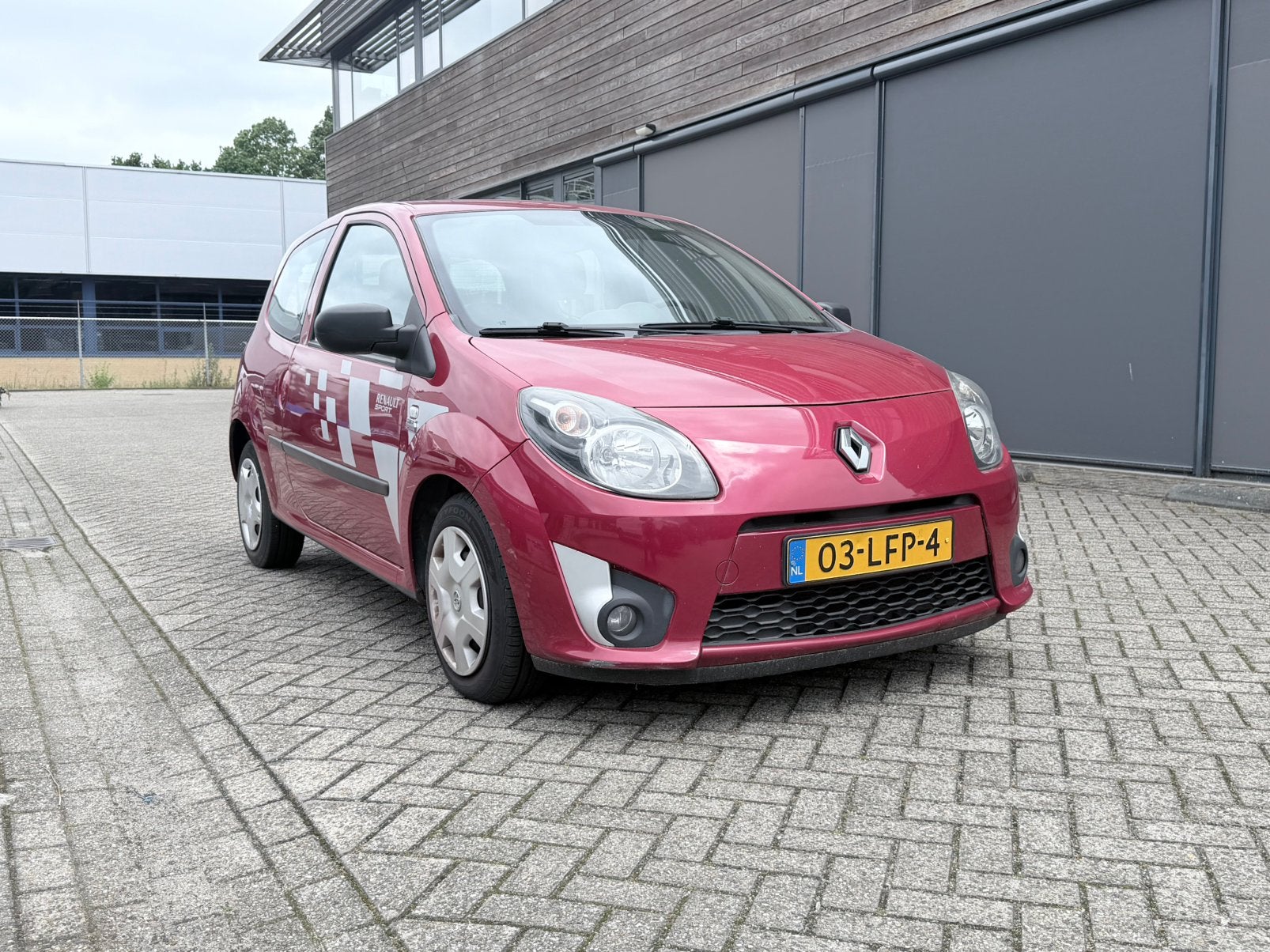 Renault Twingo 1.2 Access (2010), Auto's, Renault, Twingo, Handgeschakeld, Particulier, Rood