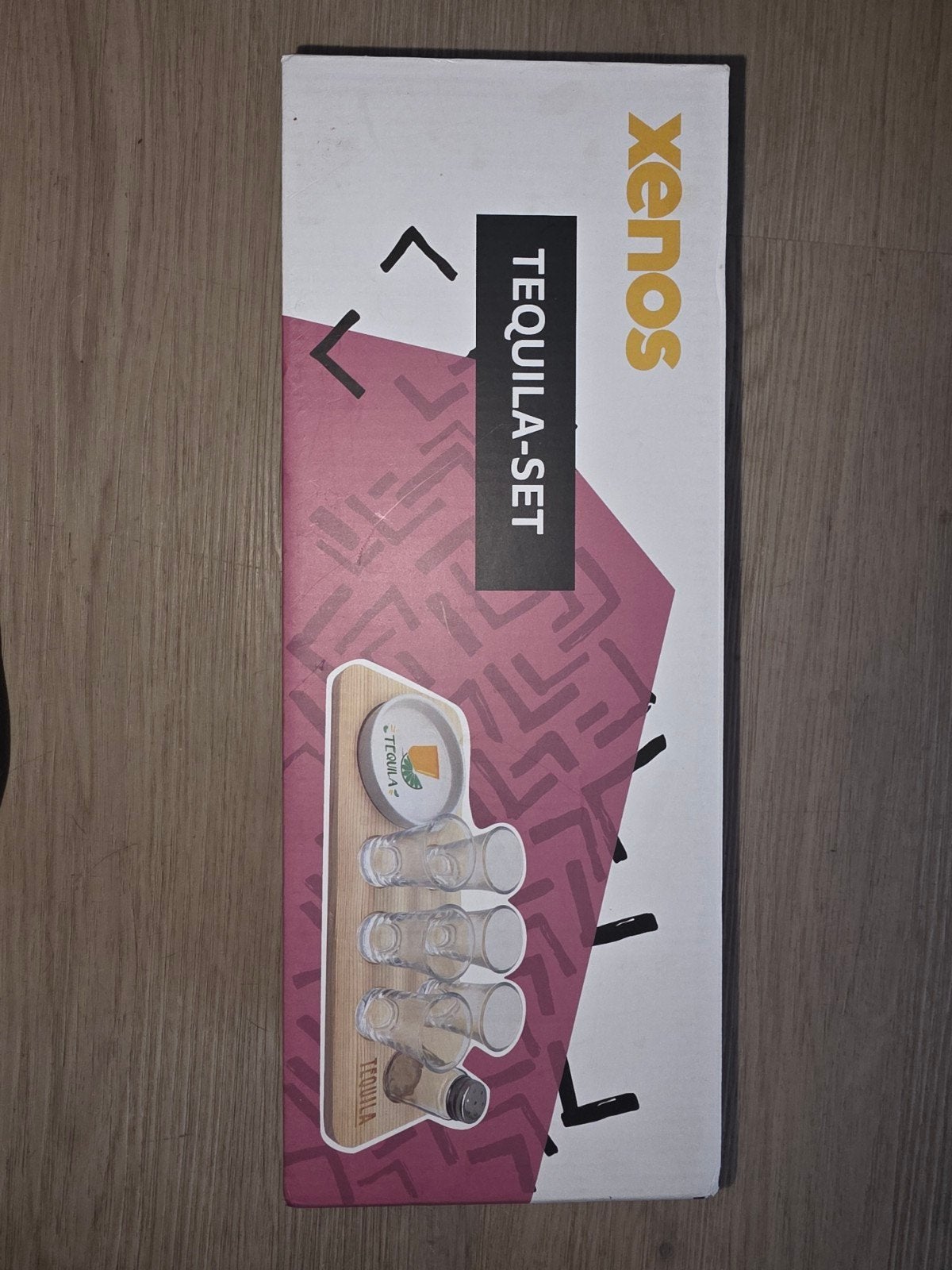 Xenos Tequila-set met 4 glaasjes en zoutvaatje, Overige typen, Hout, Nieuw, Ophalen of Verzenden