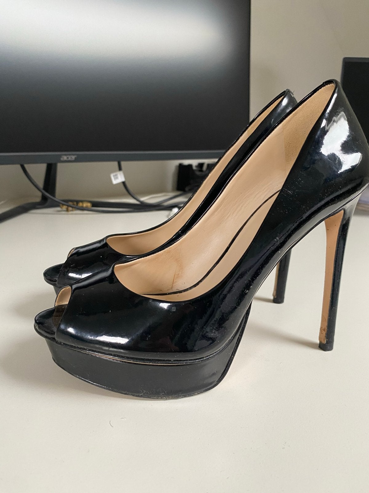 Nine West Zwarte Lakleren Peep-Toe Pumps Maat 38, Ophalen of Verzenden, Gedragen, Zwart, Pumps