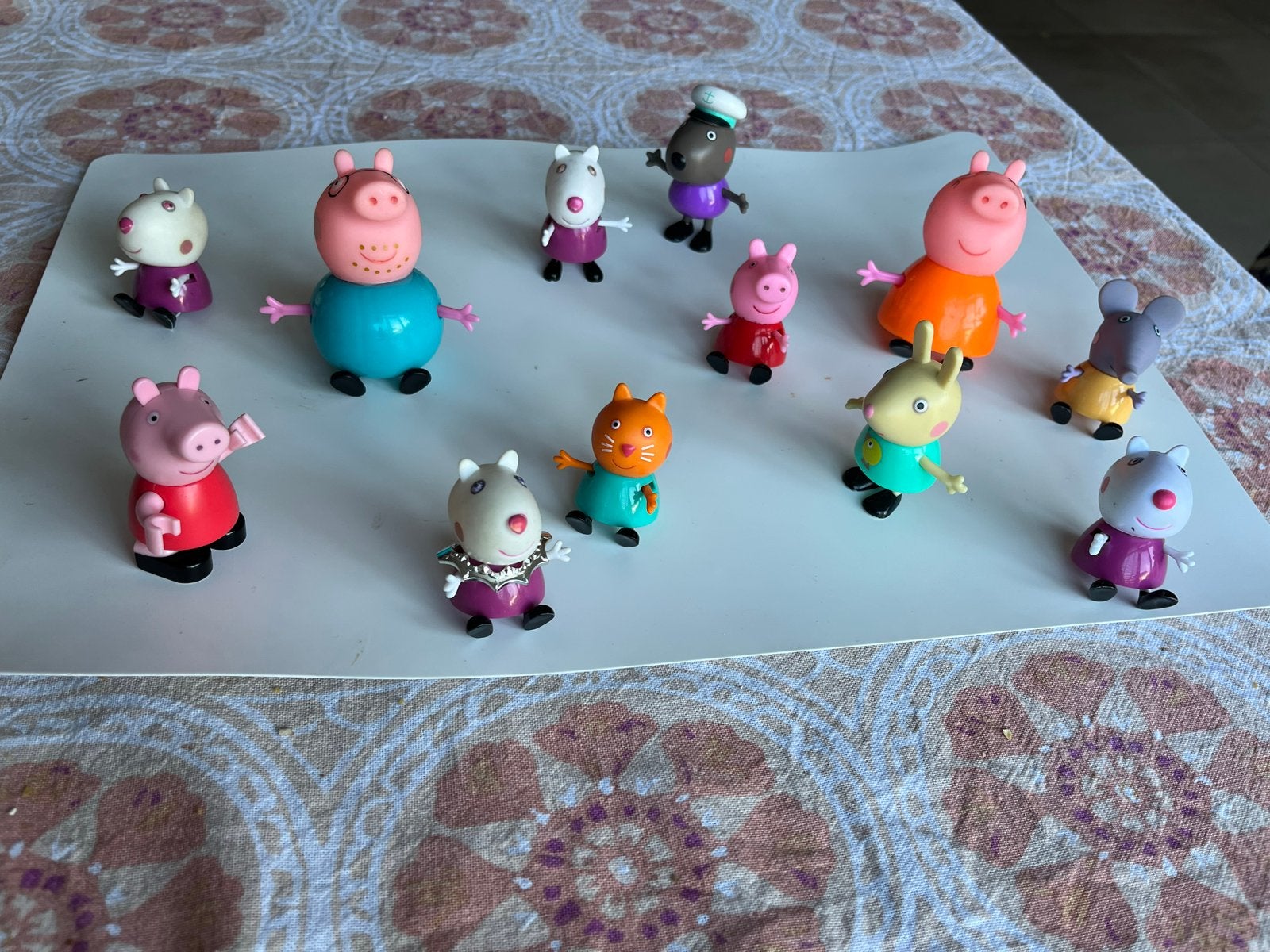 Leuke set Peppa Pig en vriendjes speelfiguren, Ophalen of Verzenden, Gebruikt