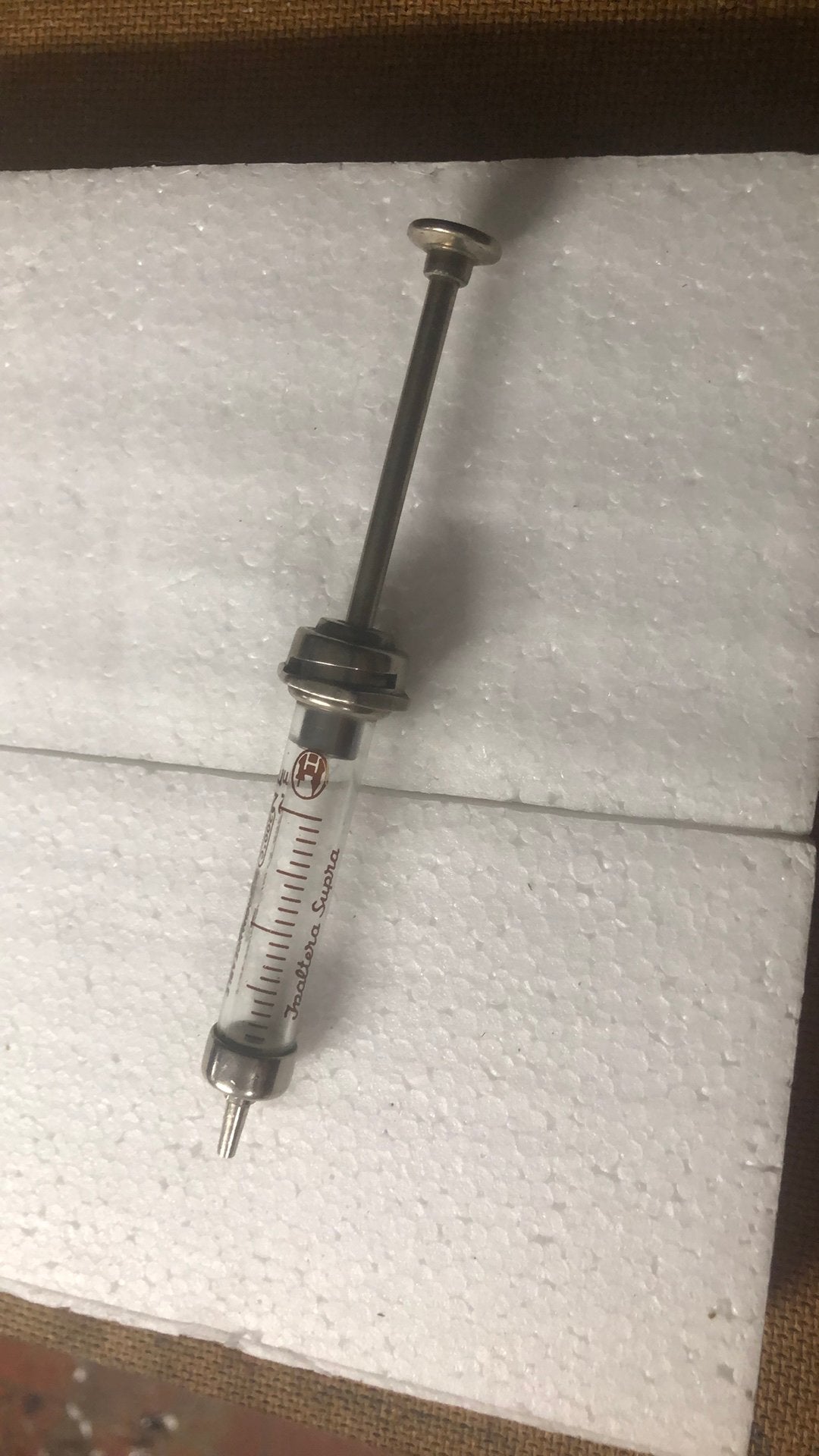 Injectie spuit inalrera supra 2 ml  200  C, Antiek en Kunst, Antiek | Gereedschap en Instrumenten, Ophalen of Verzenden