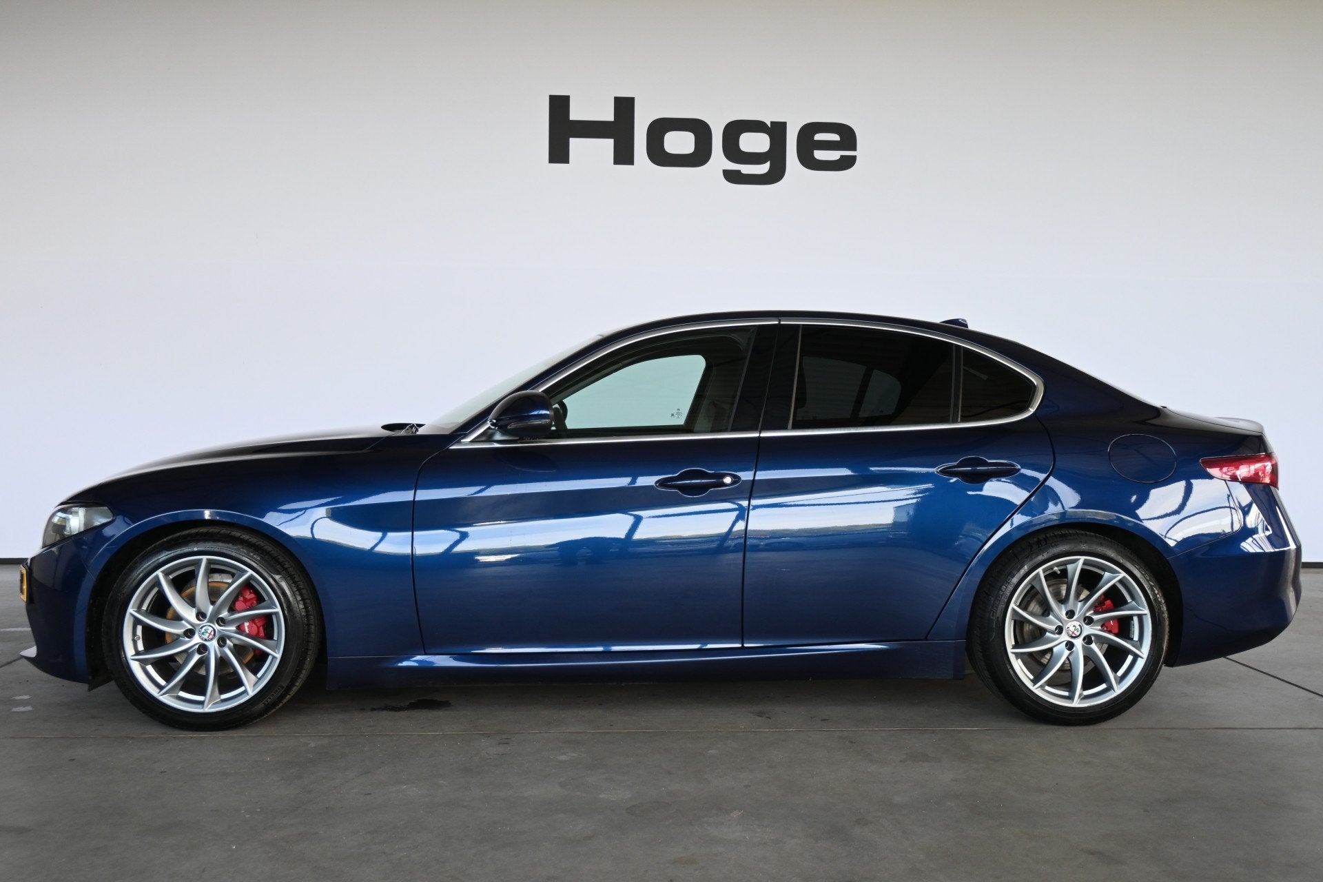 Alfa Romeo Giulia 2.0T Automaat Super Clima Cruise control N, Auto's, 745 kg, Achterwielaandrijving, 4 cilinders, Blauw