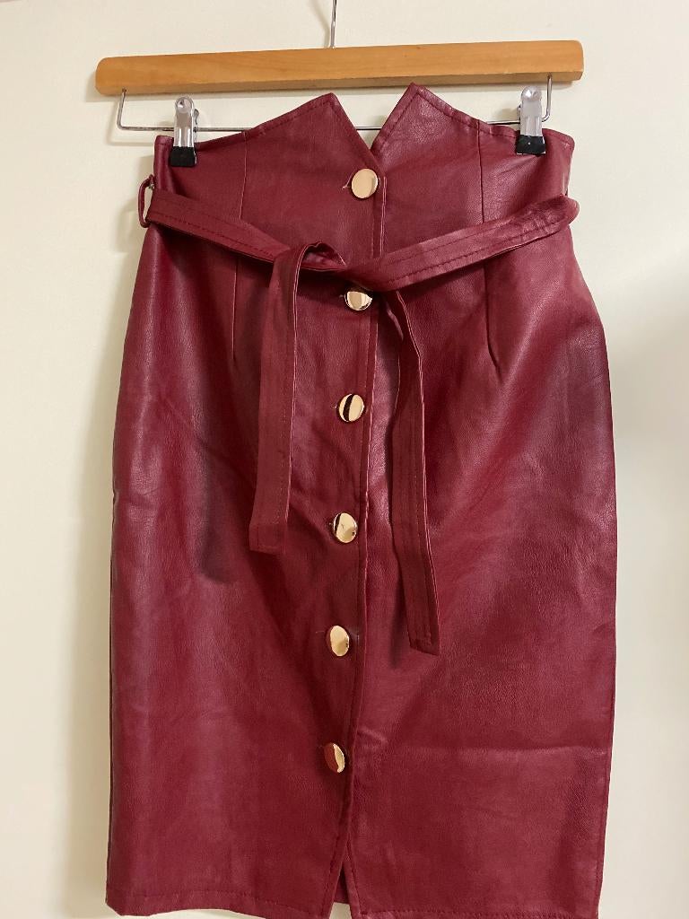 Rok leer donkerrood 34, Ophalen of Verzenden, Zo goed als nieuw, Maat 34 (XS) of kleiner, Boven de knie