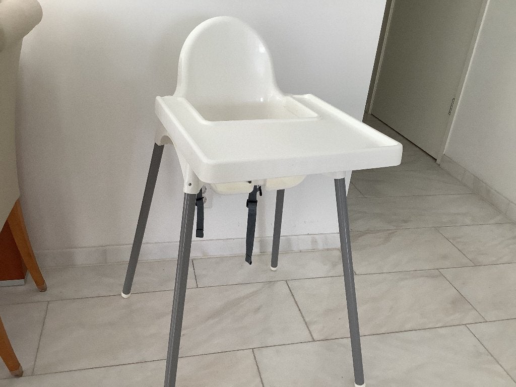 Kinderstoel, Kinderen en Baby's, Kinderstoelen, Zo goed als nieuw, Overige typen, Afneembaar eetblad, Gordel(s), Stoelverkleiner