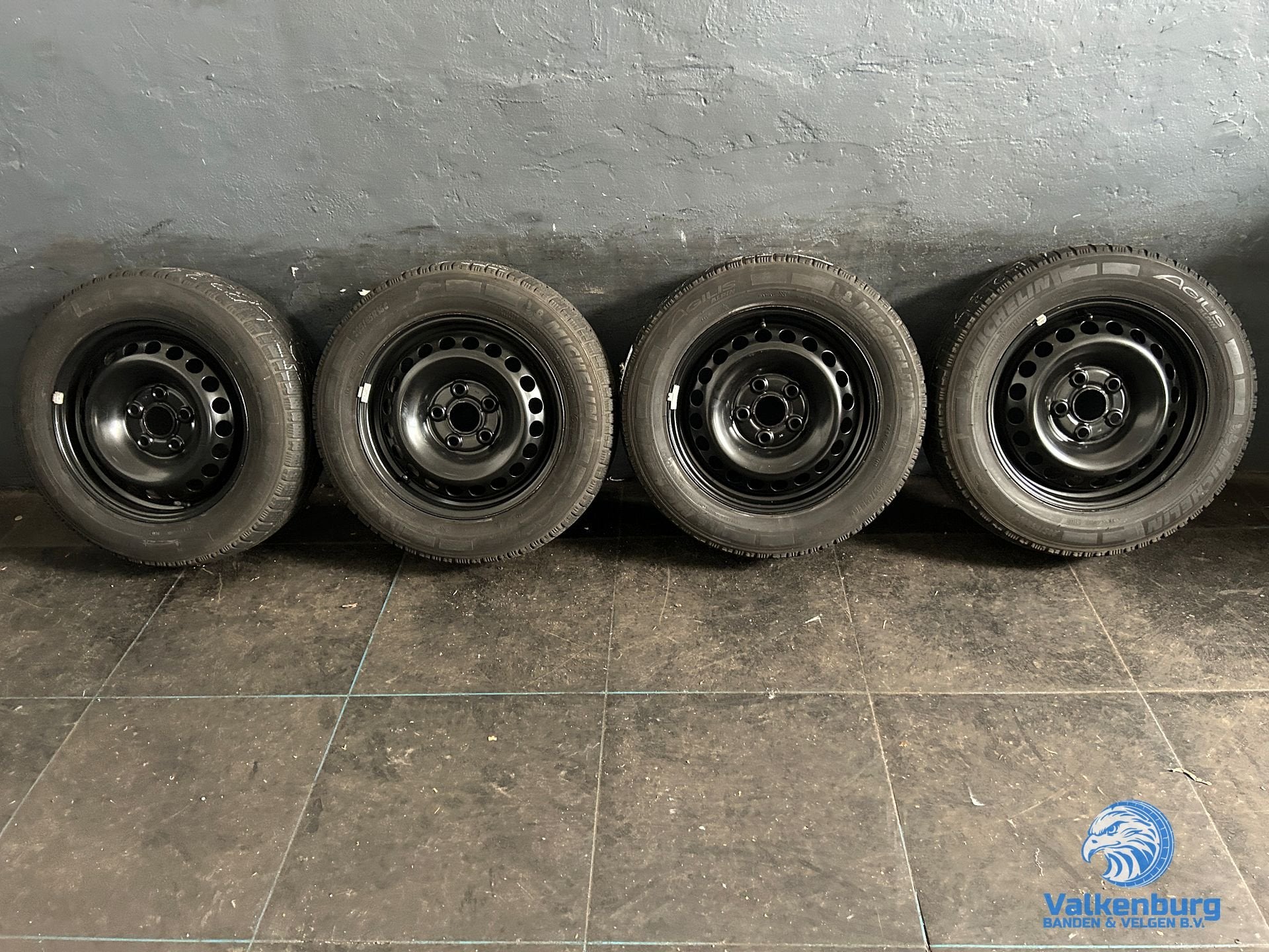 6-7mm! VW Transporter T5 GP T6 T6.1 16 inch zwarte stalen ve, -, Banden en Velgen, -, Bestelwagen