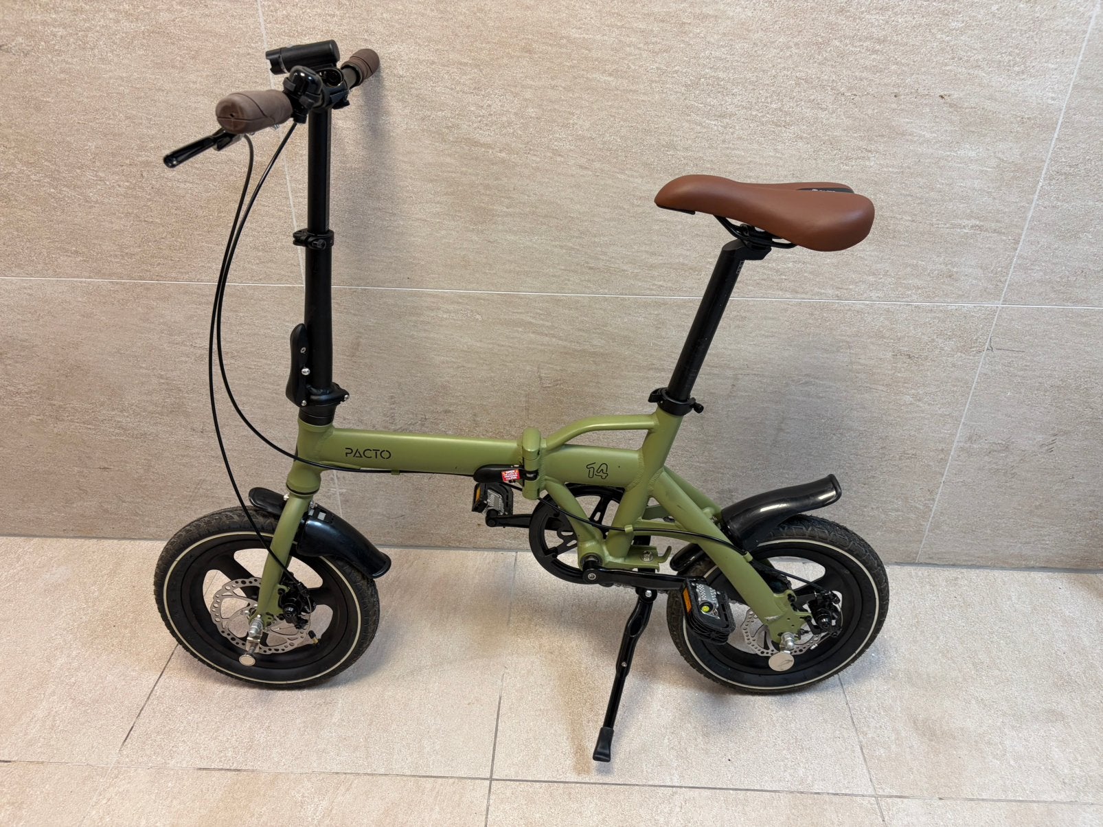 Pacto 14 vouwfiets, Fietsen en Brommers, Fietsen | Vouwfietsen, Ophalen, Zo goed als nieuw, Minder dan 14 inch
