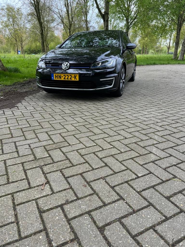 Volkswagen Golf 1.4 TSI Phev 204pk 5D DSG 2015 Zwart, Automaat, Zwart, 4 cilinders, Zwart