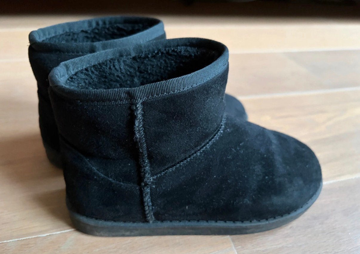 Zwarte boots gevoerd maat 33, Gebruikt, Meisje, Schoenen, Ophalen of Verzenden