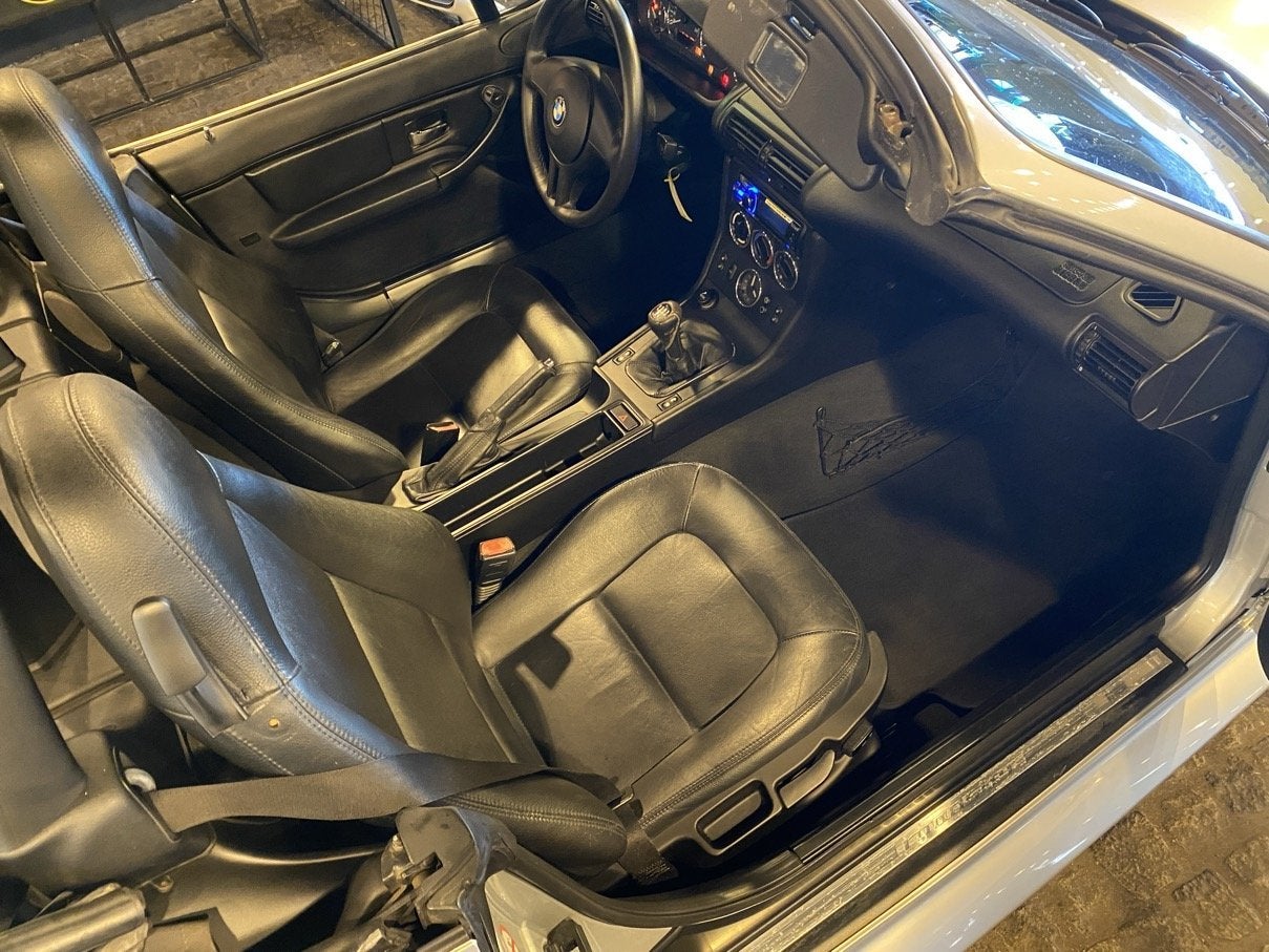 Foto 9 van BMW Z3 1.9i Zender (bj 2001)