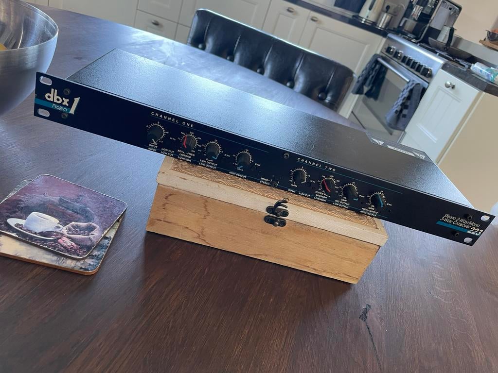 dbx 223 Project 1 Stereo 2-Way / Mono 3-Way Crossover, Ophalen, Gebruikt, Dbx