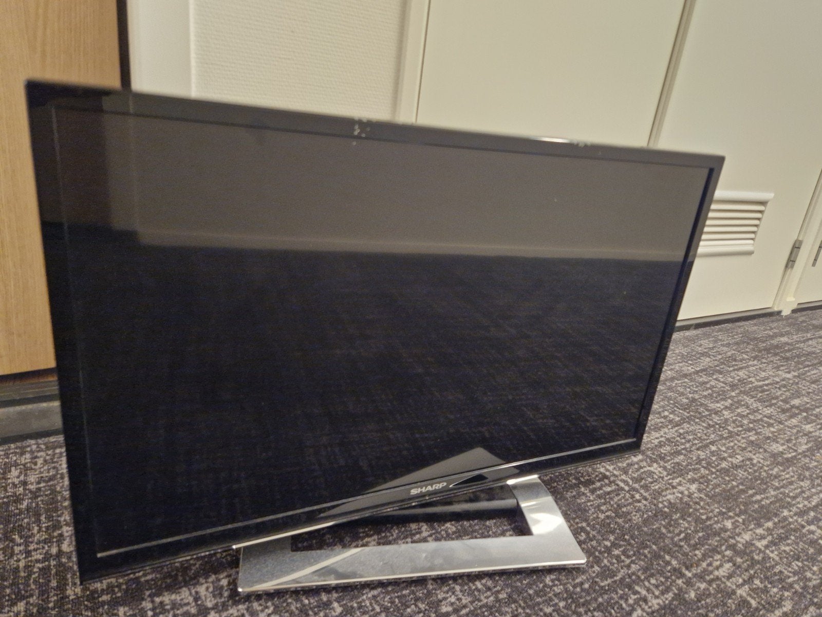 Sharp 32 inch LCD TV - LC-32LE350E-BK, Audio, Tv en Foto, Ophalen, Gebruikt, 80 tot 100 cm, Sharp