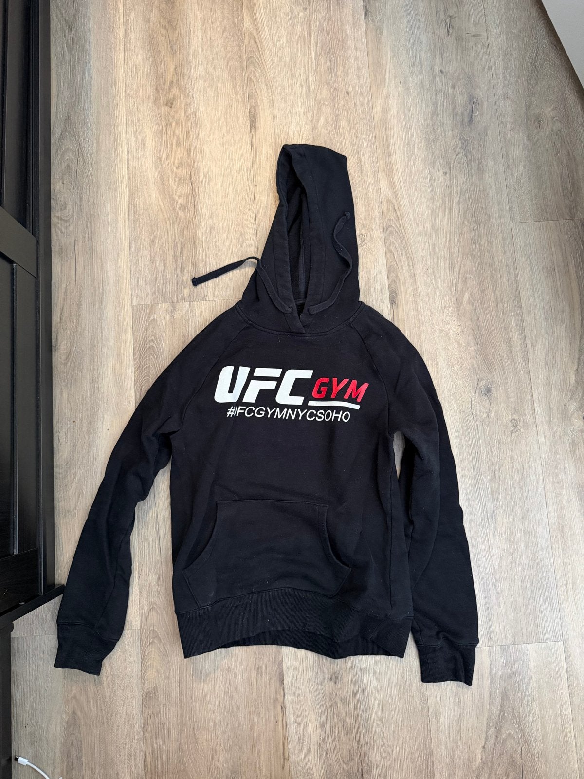 UFC Gym Soho New York Trui - Zwarte Hoodie Maat S, Ophalen of Verzenden, Gedragen, Maat 46 (S) of kleiner, Zwart