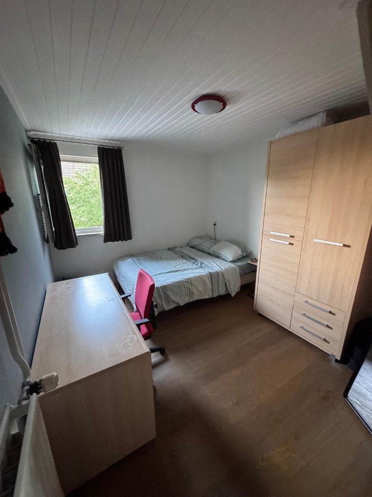 Complete Slaapkamer: Bed, Kast, Bureau en Nachtkastje, Huis en Inrichting, Slaapkamer | Bedden, Ophalen, Nieuw, 140 cm, Twijfelaar