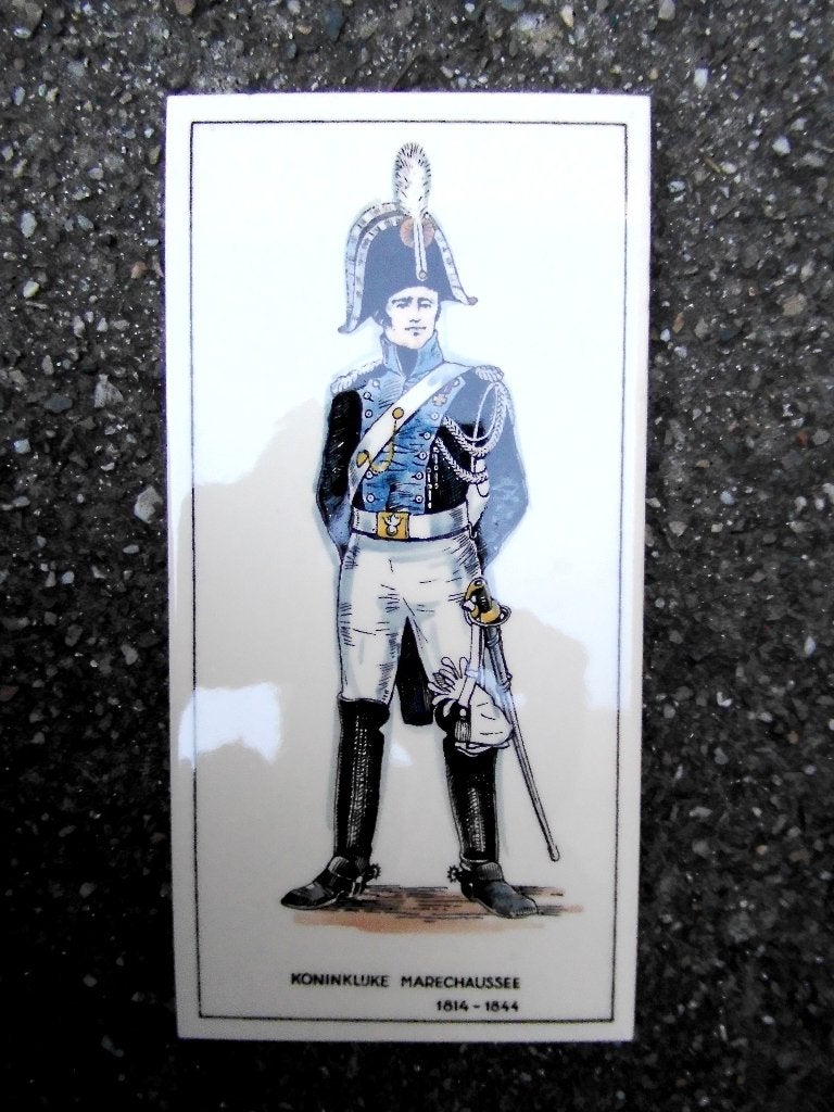 Tegeltje Koninklijke Marechaussee met bedankje Commandant Wa, Ophalen of Verzenden, Marechaussee, Nederland, Embleem of Badge