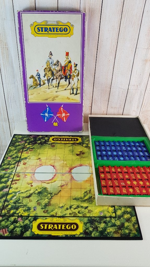 Stratego, Jumbo, paarse doos, platte torentjes (3). 8C, Tweedehands verkoop, Tweedehands verkoop, Gebruikt, Ophalen of Verzenden