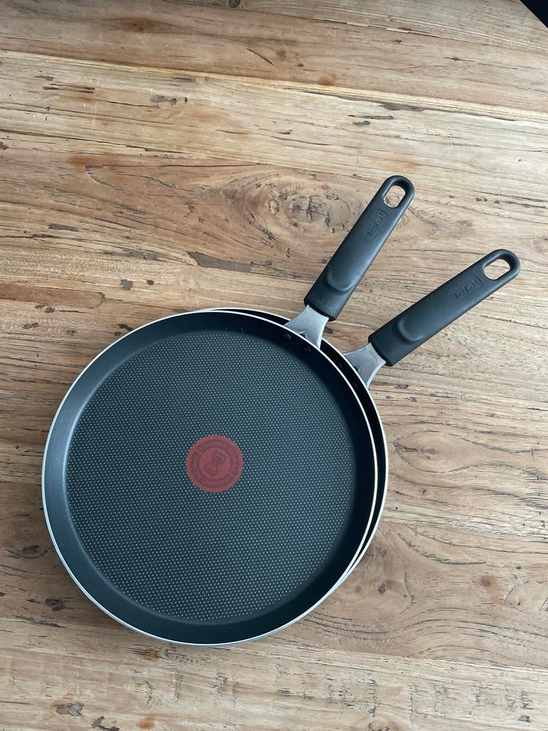 Tefal pannenkoekenpannen - Set van 2, Ophalen, Zo goed als nieuw, Aluminium, Koekenpan of Braadpan