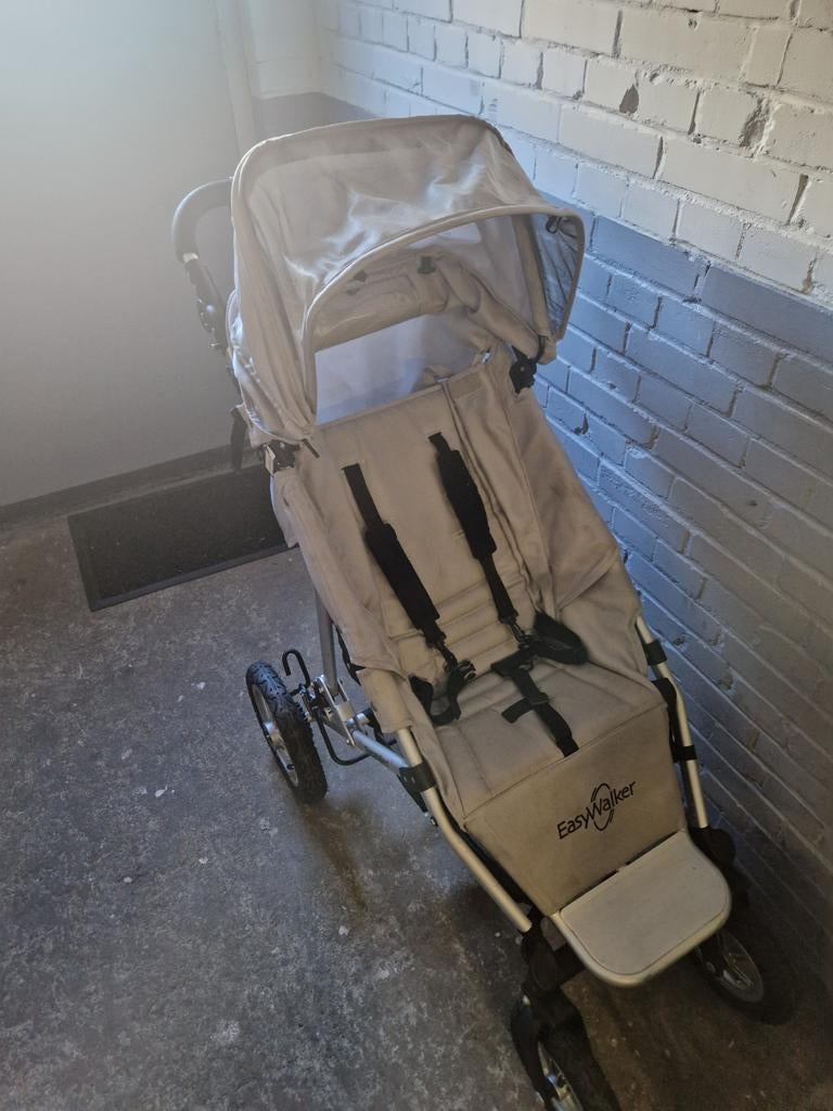 Easywalker met bijbehorende wieg, Ophalen of Verzenden, Gebruikt
