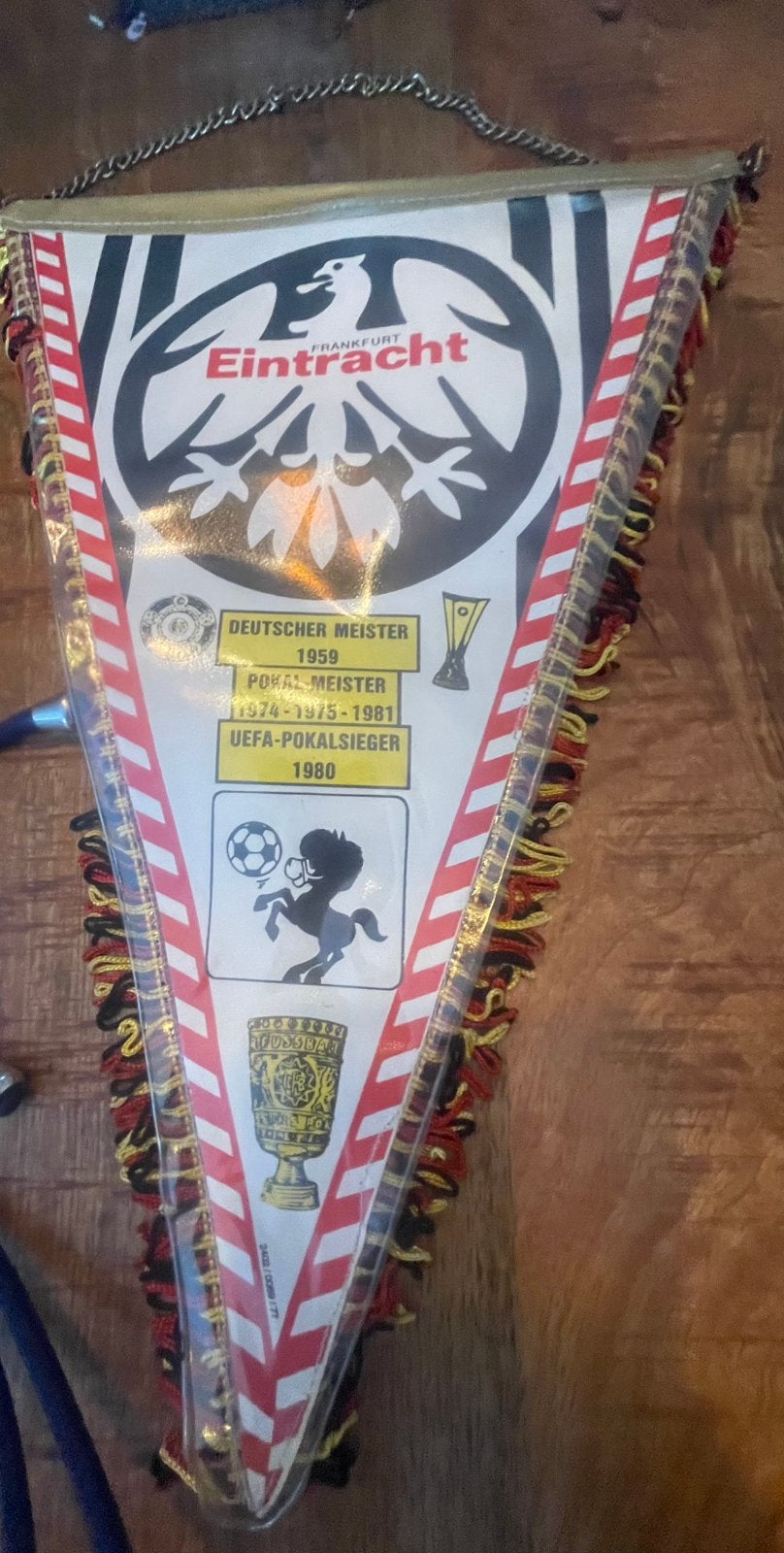 Vintage Eintracht Frankfurt Vaantje, Ophalen of Verzenden, Zo goed als nieuw