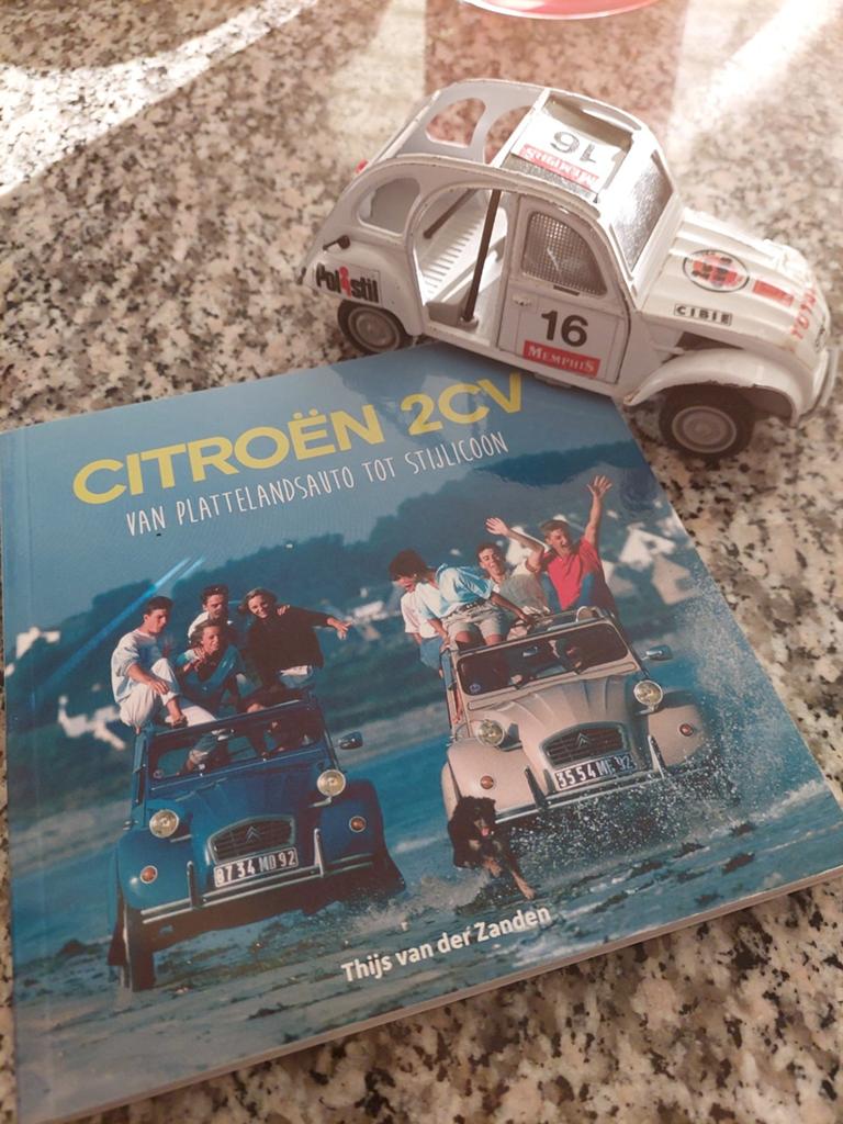 CITROËN 2CV VAN PLATTELANDSAUTO TOT STIJLICOON ., Ophalen of Verzenden, Zo goed als nieuw, Citroën
