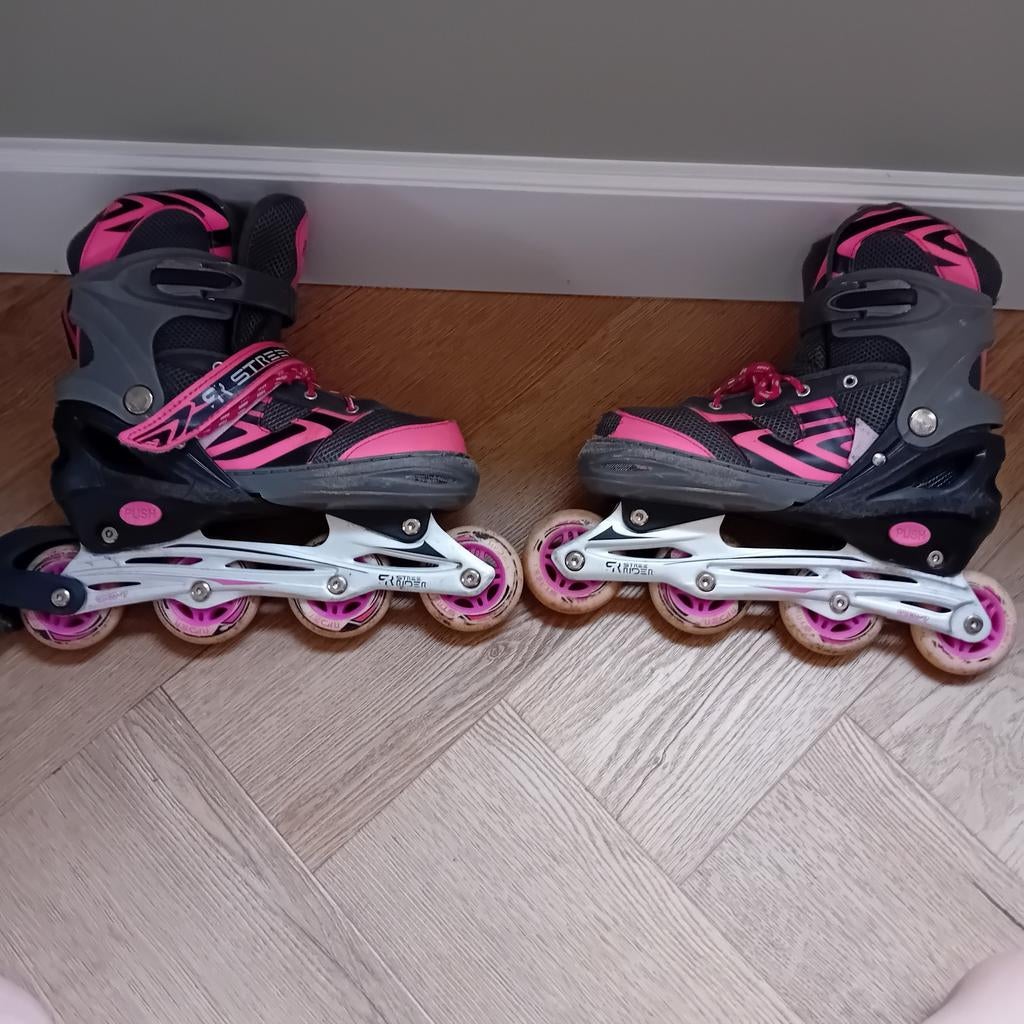 Skeelers goede staat, Overige merken, Kinderen, Ophalen of Verzenden, Inline skates 4 wielen
