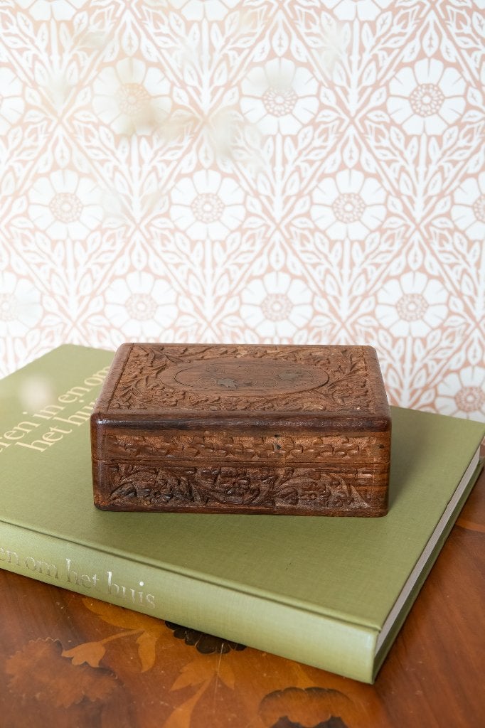 Vintage houten doosje houtsnijwerk, Houtsnijwerk, Ophalen of Verzenden, Handgemaakt, Flora