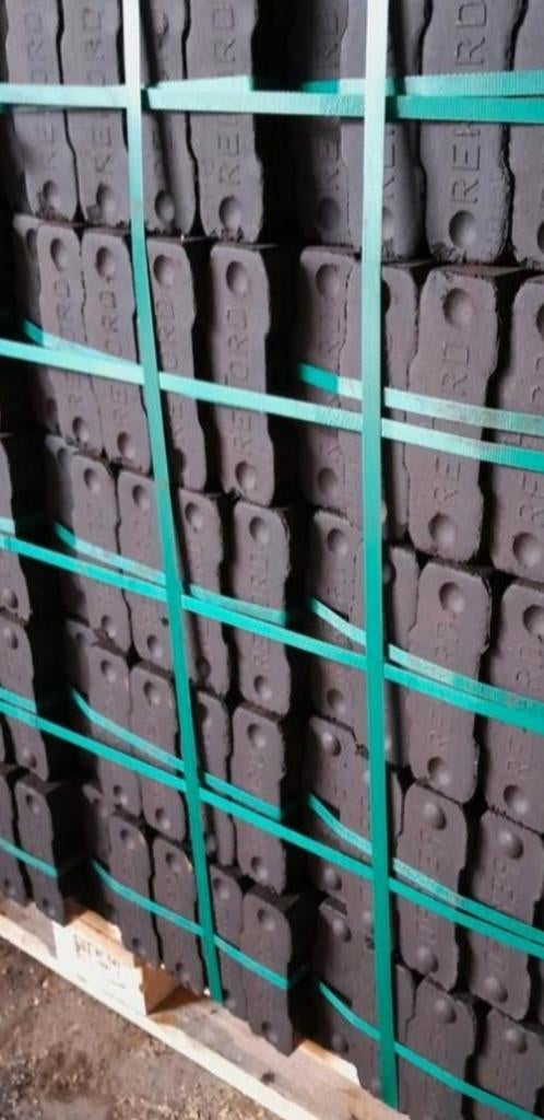 Briketten bruinkool Bruinkoolbriketten ideaal met kachelhout, Minder dan 3 m³, Ophalen, Blokken