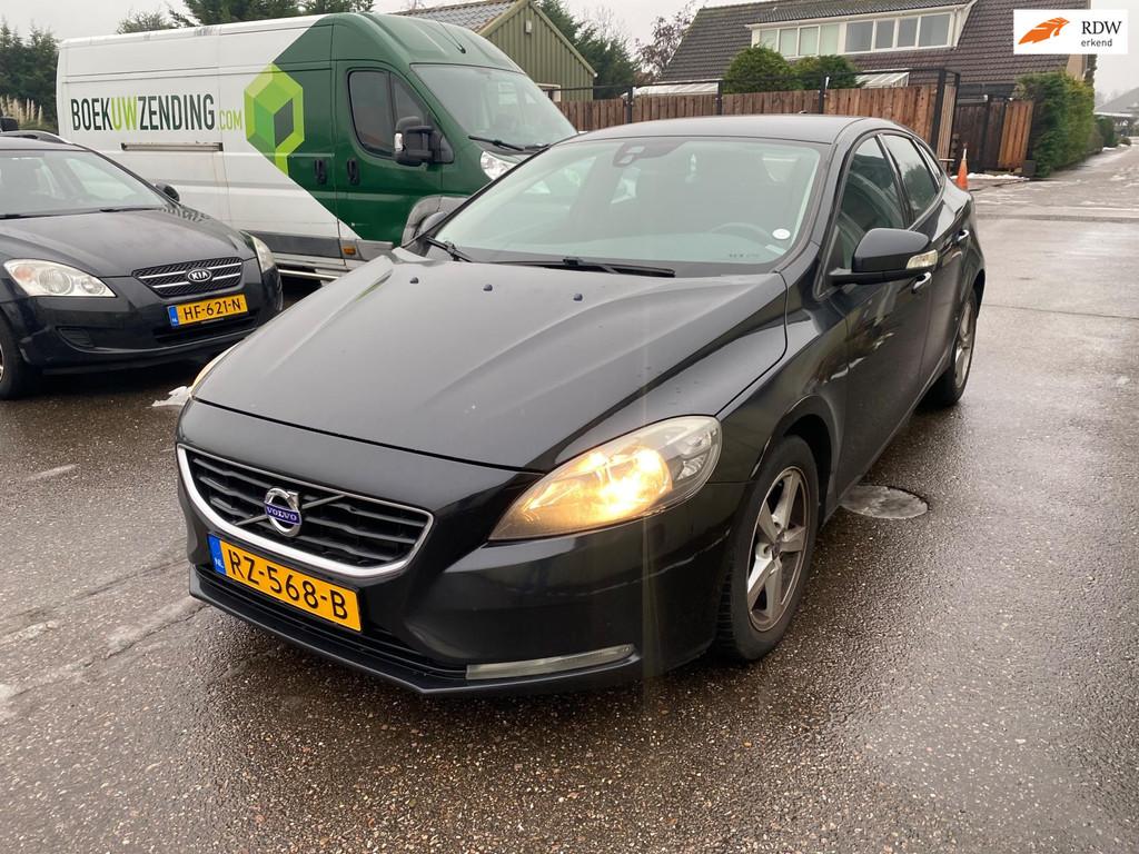 Volvo V40 1.6 D2 Momentum export, Auto's, Volvo, Bedrijf, Te koop, V40, ABS, Airbags, Airconditioning, Boordcomputer, Centrale vergrendeling