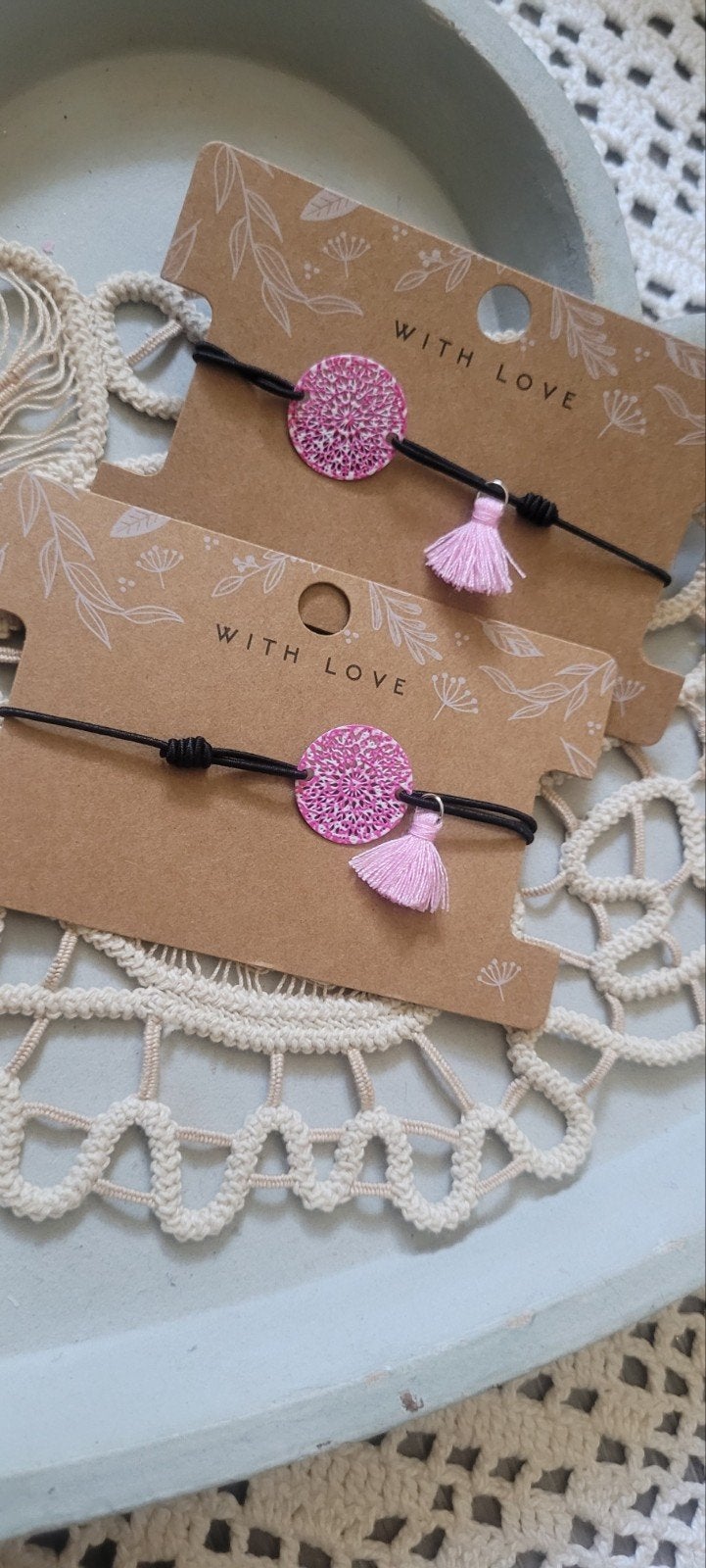 Setje ibiza vibe  roze armbandjes met kwastje en glitter, Ophalen of Verzenden, Nieuw, Roze
