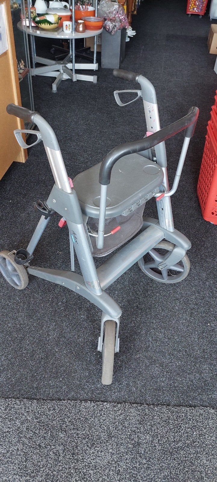 rollator, Diversen, Ophalen