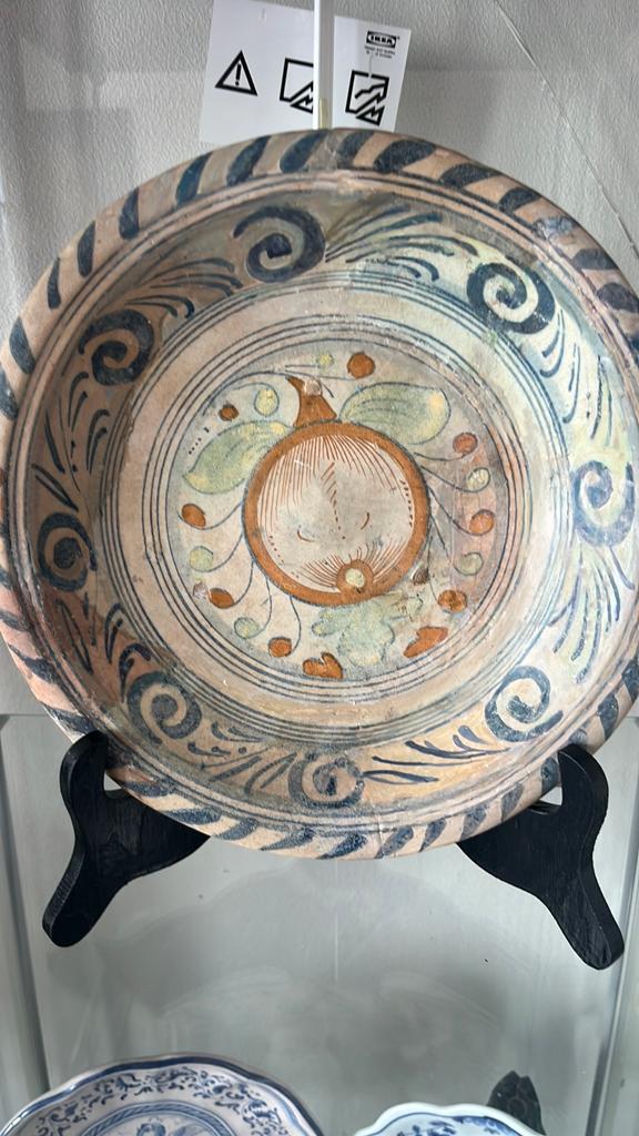 16 eeuw majolica bord bodemvonst, Ophalen of Verzenden