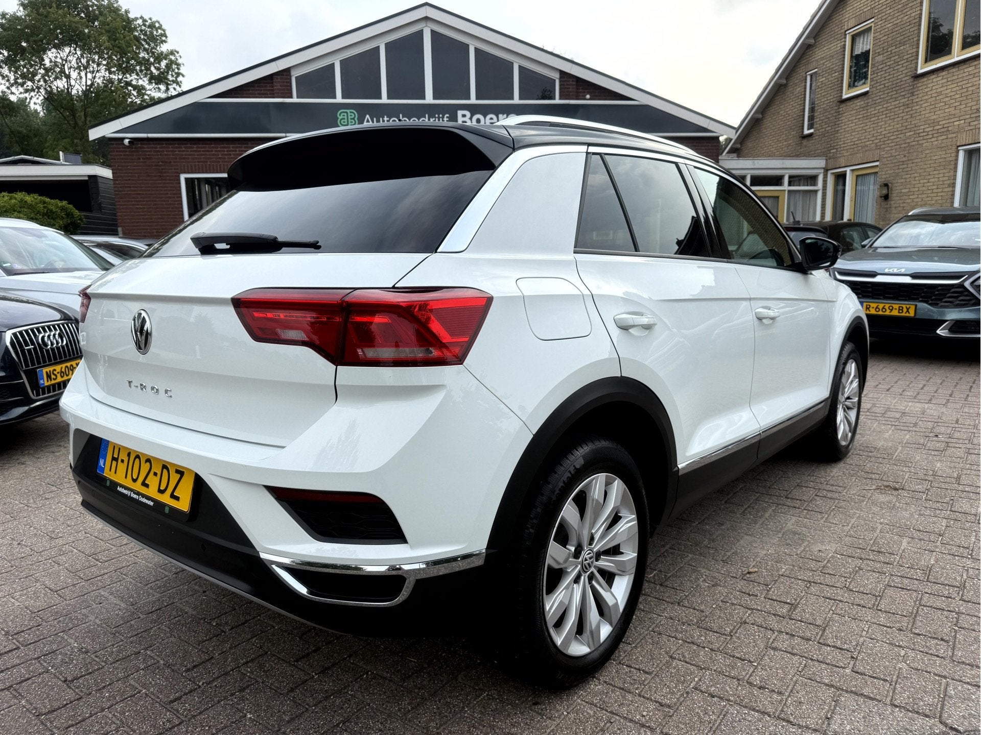 Volkswagen T-Roc 1.5 TSI 150pk Style Business Camera, 17''Lm, Auto's, Volkswagen, Stof, 4 cilinders, 150 pk, Wit