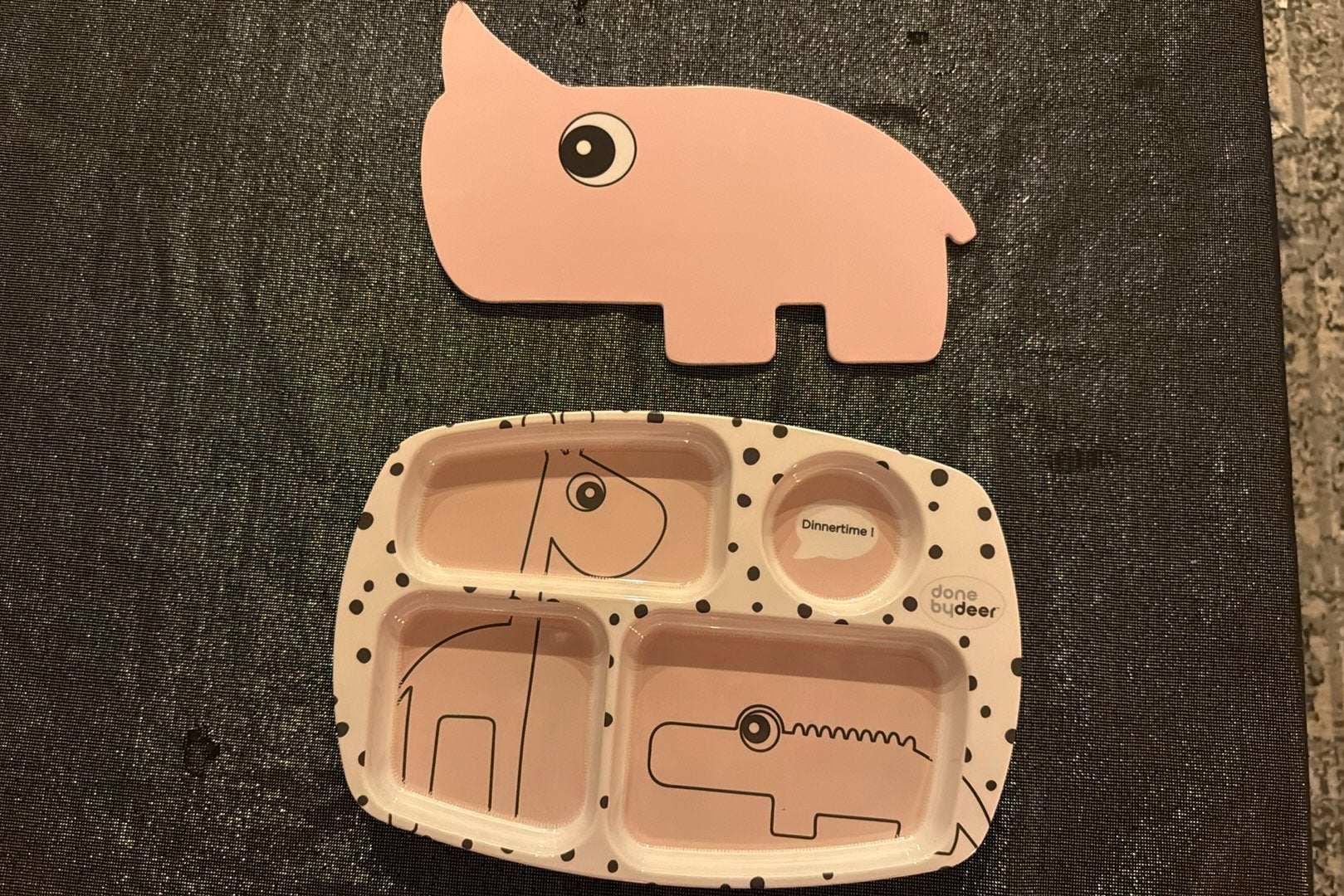 Done by Deer kinderservies (roze) bord met vakjes + plankje, Ophalen of Verzenden, Zo goed als nieuw