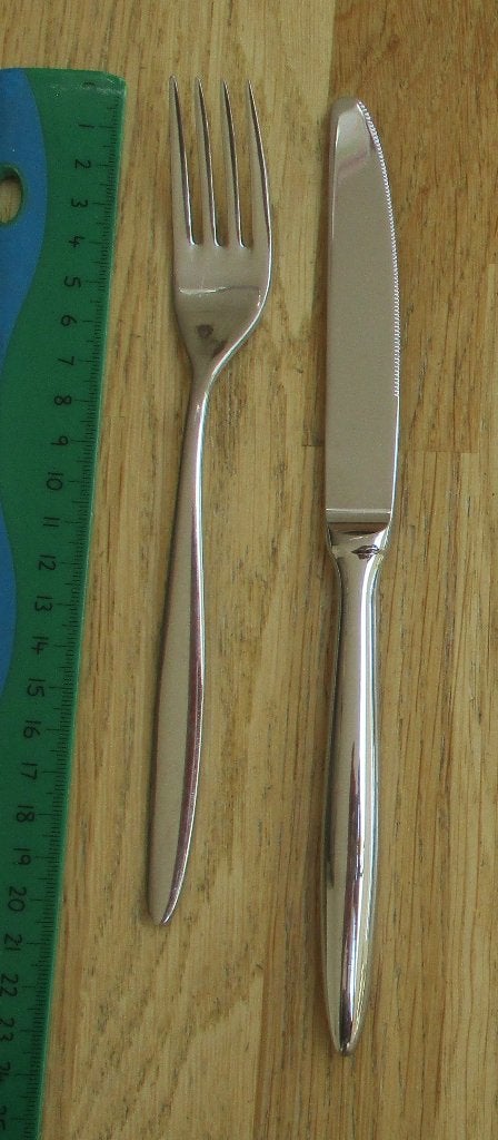 Guy Degrenne 18-10 nice dinervork 19,8cm dinermes 23cm, Ophalen of Verzenden, Zo goed als nieuw, Rvs of Chroom