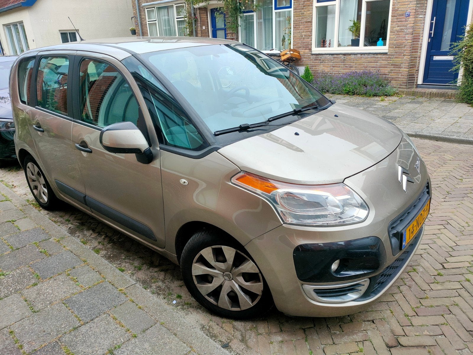 Citroën C3 Picasso 1.4 VTI 2010 Beige, Auto's, Voorwielaandrijving, Zwart, Beige, Origineel Nederlands