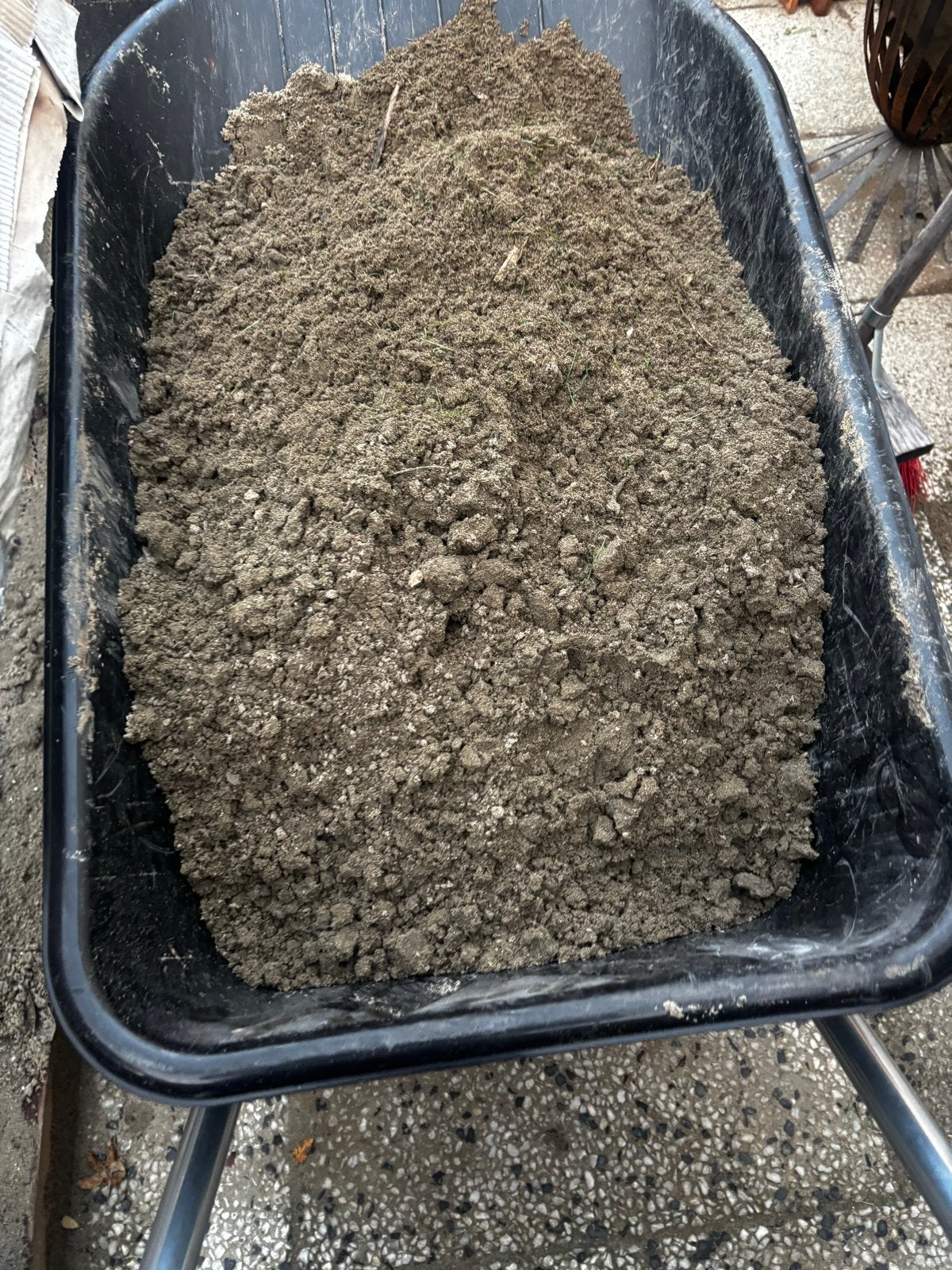 Gratis Ophoogzand Afhalen, Tuin en Terras, Zand, Ophalen, Gebruikt, Ophoogzand