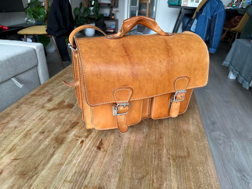 Ouderwetse schooltas, Ophalen, Bruin, 30 tot 40 cm, Gebruikt