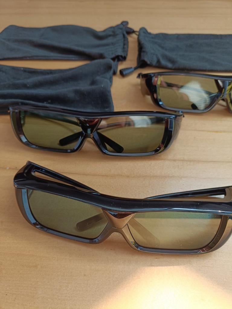3x Sharp 3D TV brillen - Active Shutter, Ophalen of Verzenden, Gebruikt