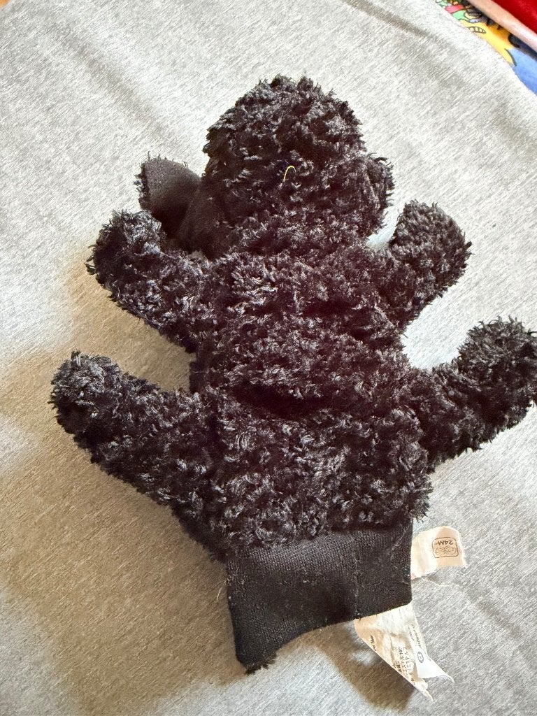 Handpop zwart hondje Ikea, Zo goed als nieuw, IKEA, Overige karakters, Hond