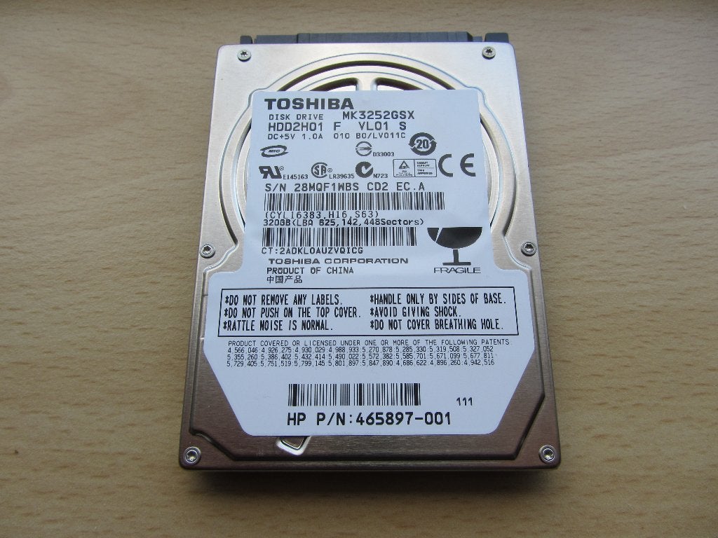 Toshiba 320GB 5400RPM SATA 3Gbps 8MB Cache, Intern, Toshiba, Ophalen of Verzenden, Zo goed als nieuw