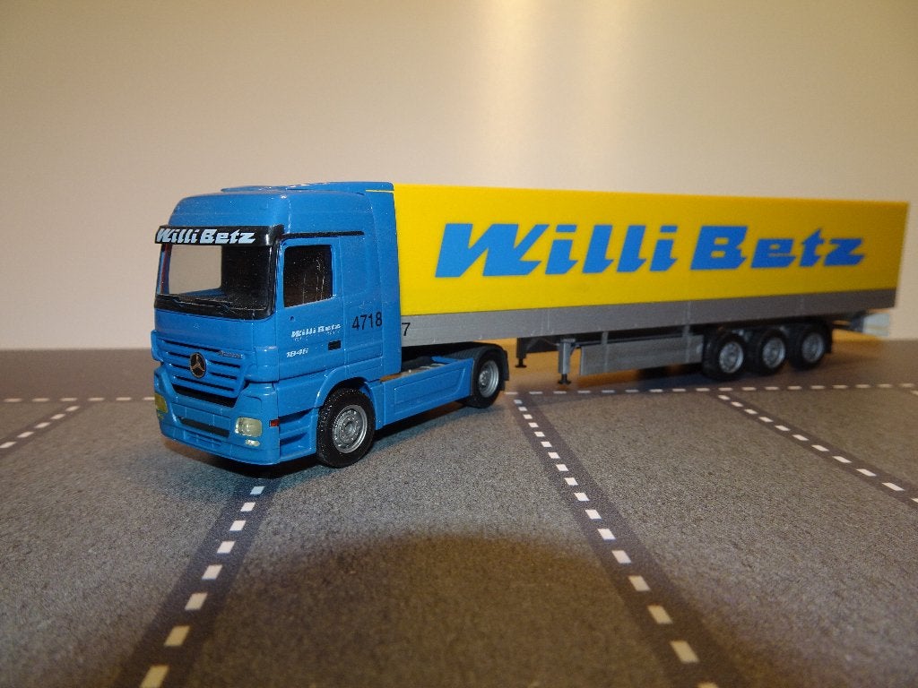 197 herpa mercedes actros willi betz 4718 3787 1:87 truck, Hobby en Vrije tijd, Ophalen of Verzenden, Zo goed als nieuw, Bus of Vrachtwagen