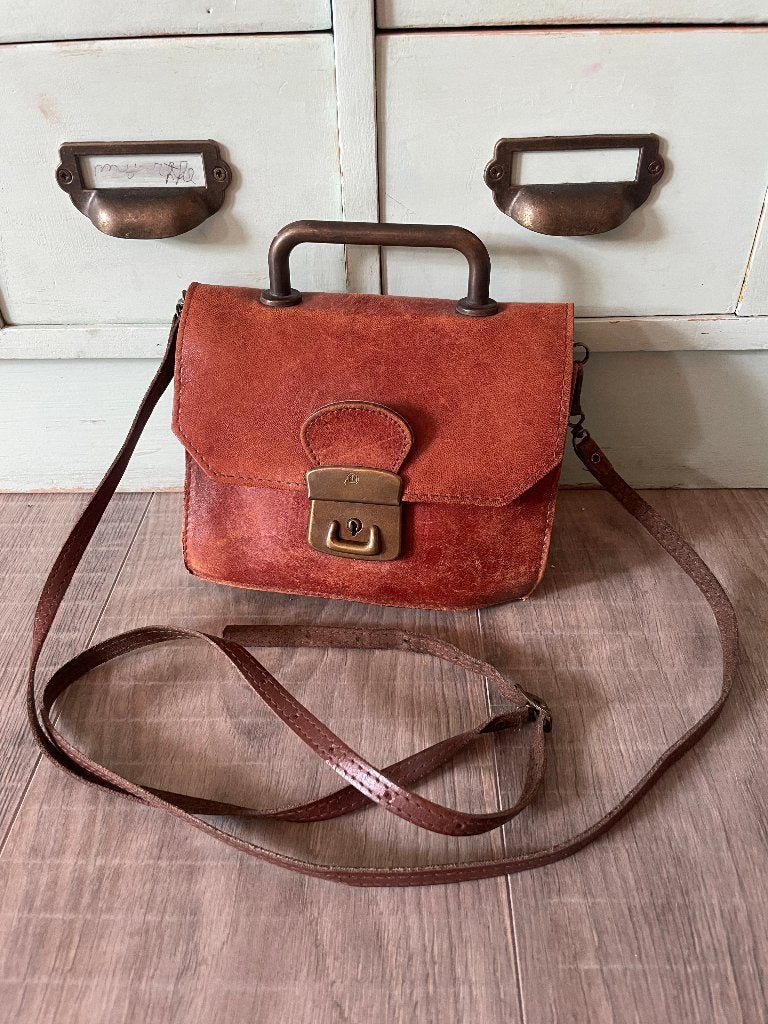Vintage retro cognac leren schoudertasje damestasje mini tas, Ophalen of Verzenden, Zo goed als nieuw, Bruin, Schoudertasje