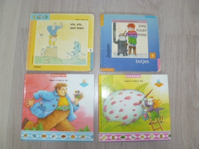 4 Boekjes voor beginnend lezen. (gr. 3), Gelezen, Jongen of Meisje, Ophalen of Verzenden, 5 of 6 jaar