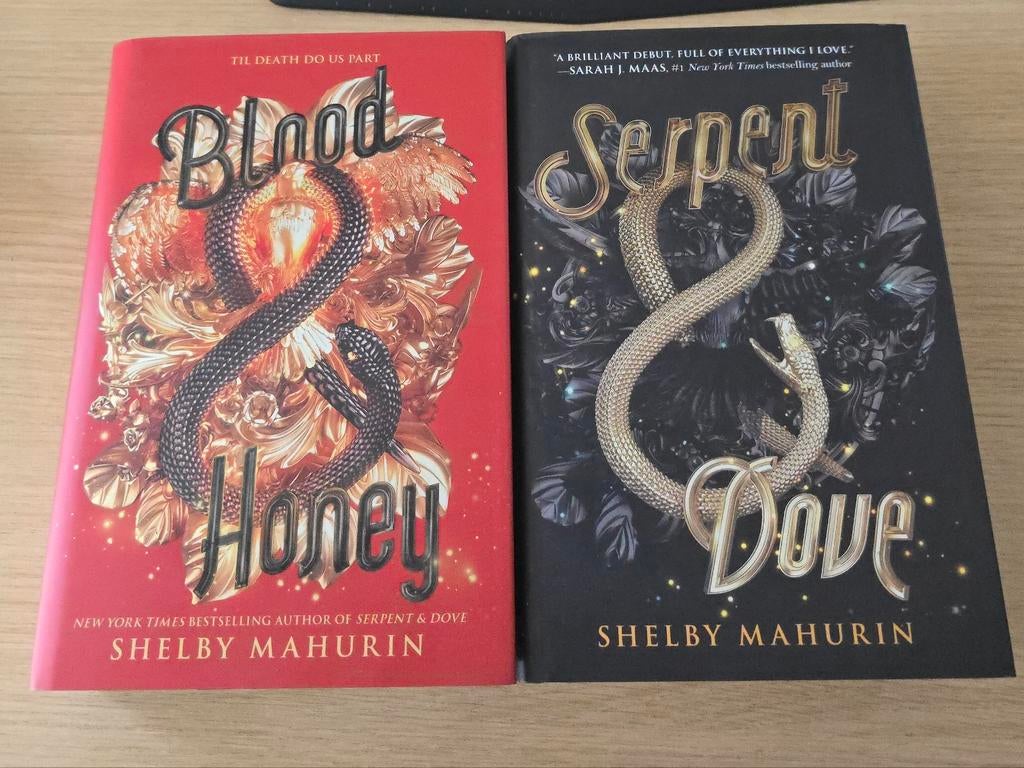 Serpent & Dove en Blood & Honey - Shelby Mahurin Boeken, Ophalen of Verzenden, Zo goed als nieuw, Shelby Mahurin, Amerika