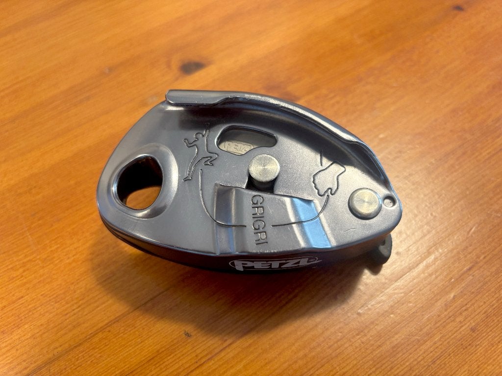 Petzl GriGri, Sport en Fitness, Klimsport, Ophalen of Verzenden, Gebruikt, Klimsport-accessoire
