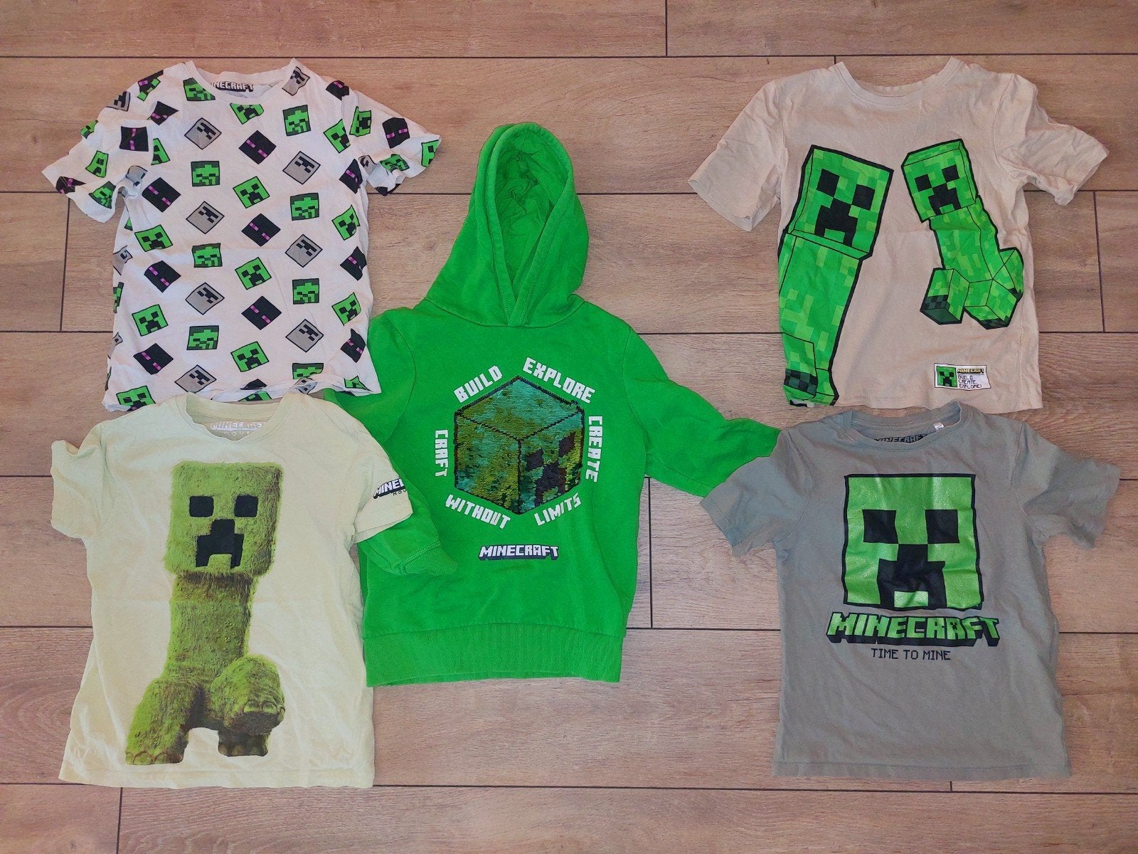 €20 Pakket Minecraft kleding maat 134 / 9 jaar, Ophalen of Verzenden, Zo goed als nieuw, Jongen, Setje