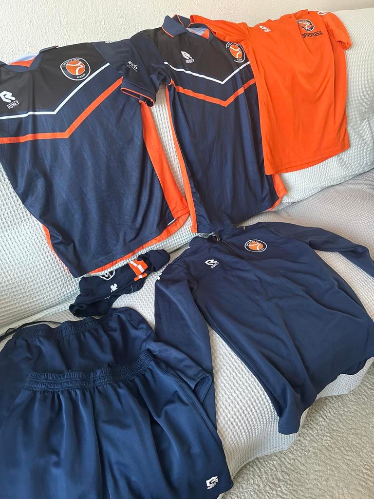 Sporting Almere voetbal tenue set, Maat S, Ophalen of Verzenden, Gebruikt, Set