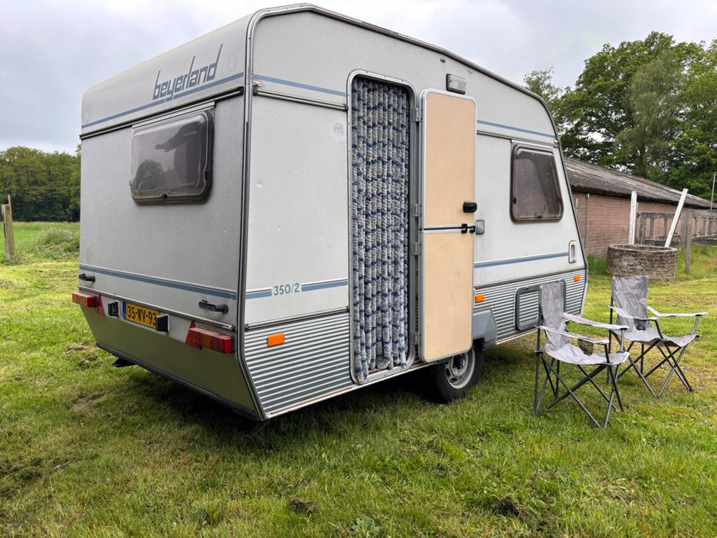 Beyerland Vitesse 350/2 - caravan KOOPJE!!, Caravans en Kamperen, Caravans, Particulier, tot en met 2, 750 - 1000 kg, Treinzit