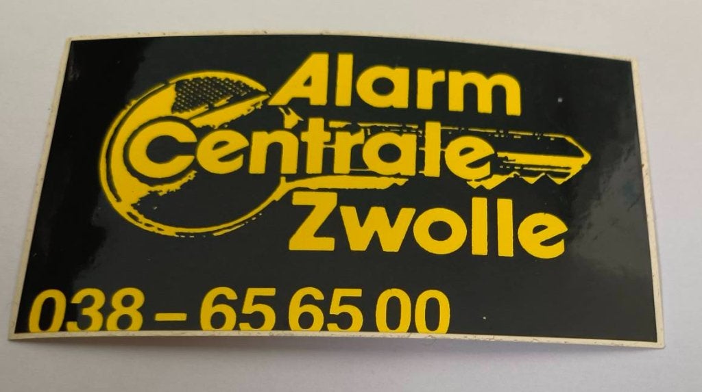 Sticker Alarm Centrale Zwolle (2), Ophalen of Verzenden, Zo goed als nieuw, Bedrijf of Vereniging