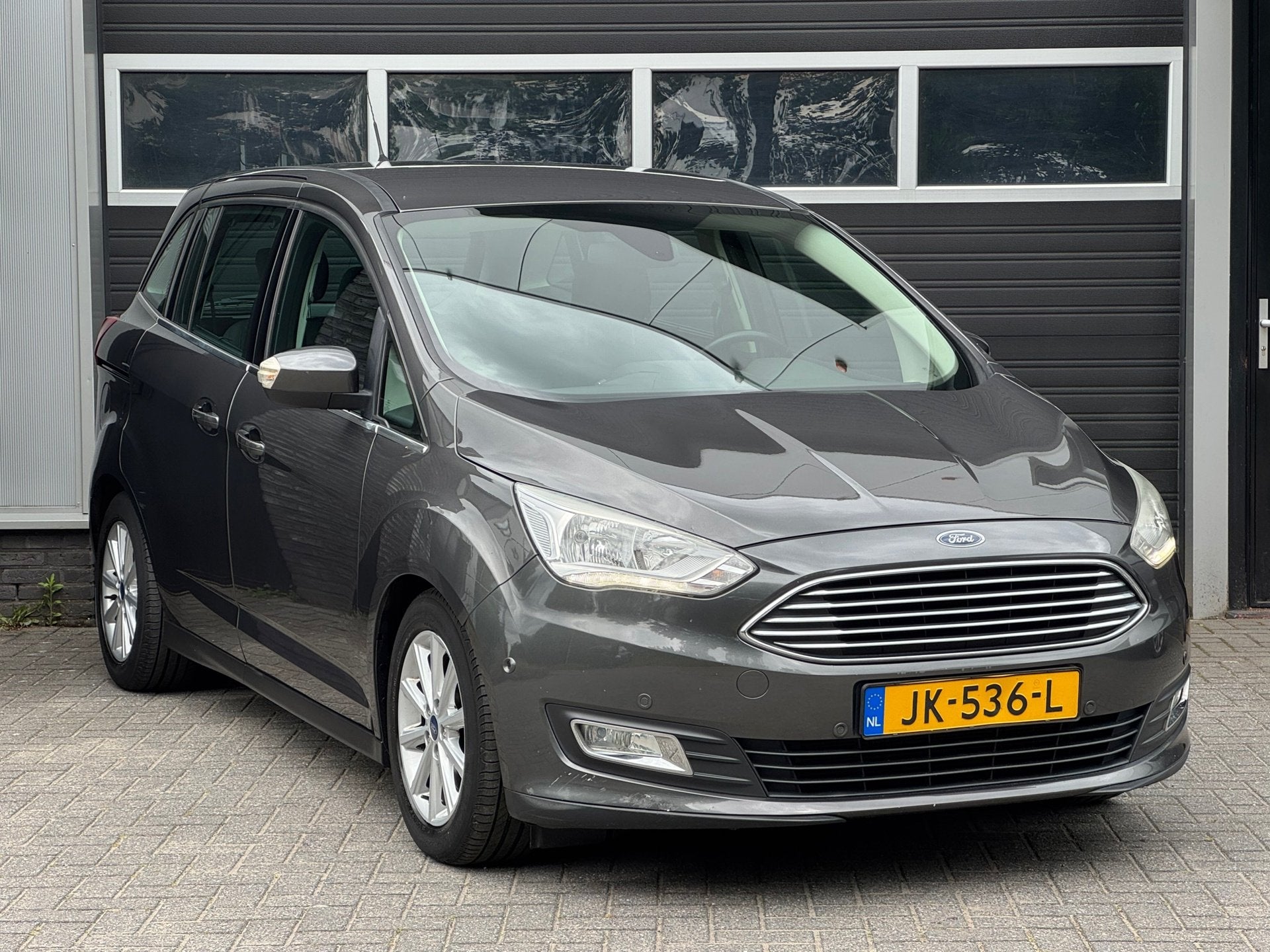 Ford Grand C-Max 1.5 Titanium Trekhaak, Camera, Navi, Cruise, Auto's, Ford, Voorwielaandrijving, 1373 kg, Euro 6, 150 pk