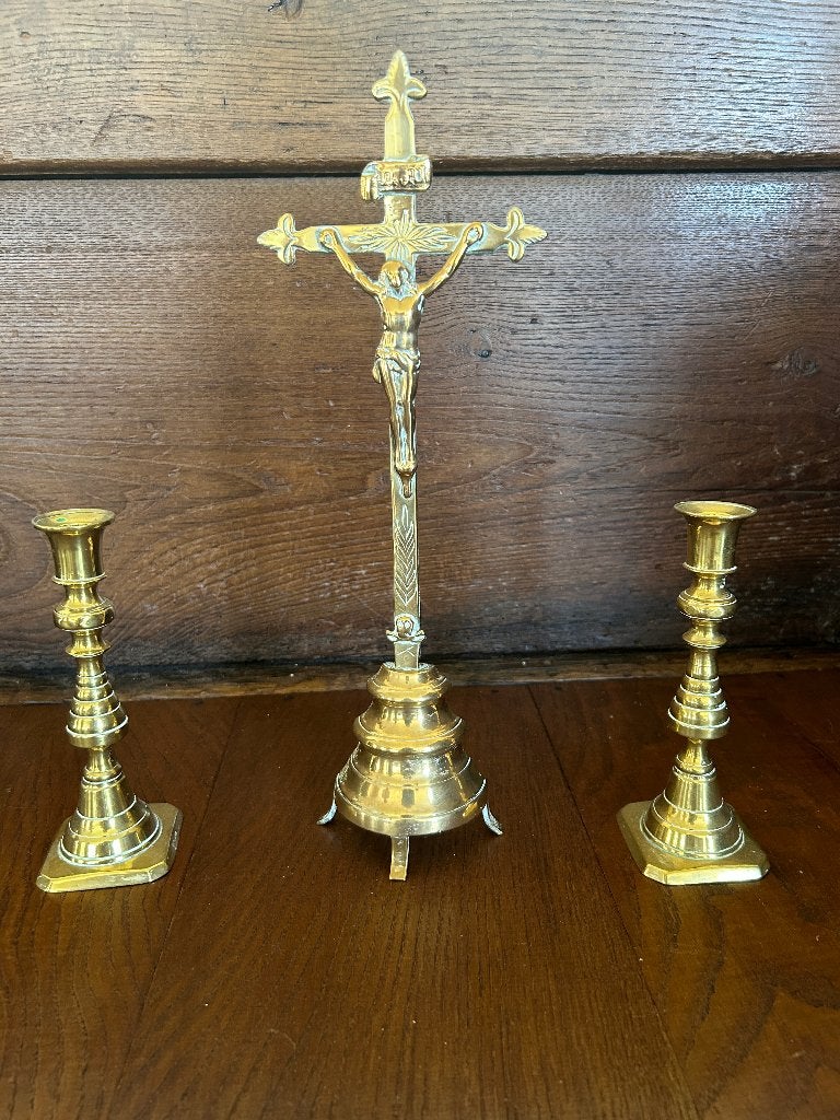 Antieke messing Altaarset-kruisbeeld met 2 kandelaars, Antiek en Kunst, Antiek | Koper en Brons, Ophalen of Verzenden, Koper